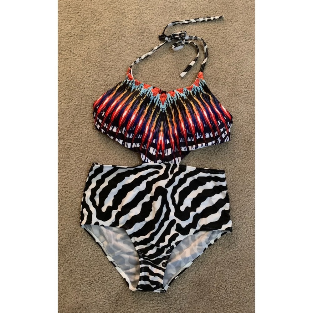 One piece swimsuit
